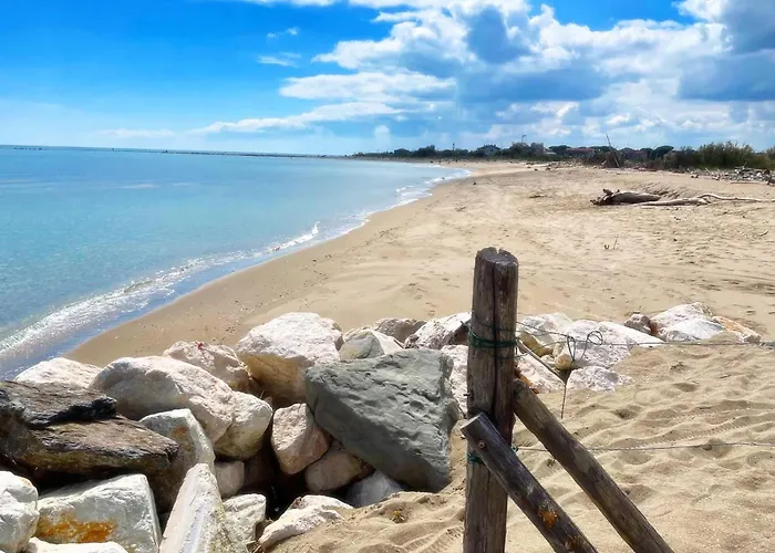 Kemping Dante Mobile Homes In Classe Village