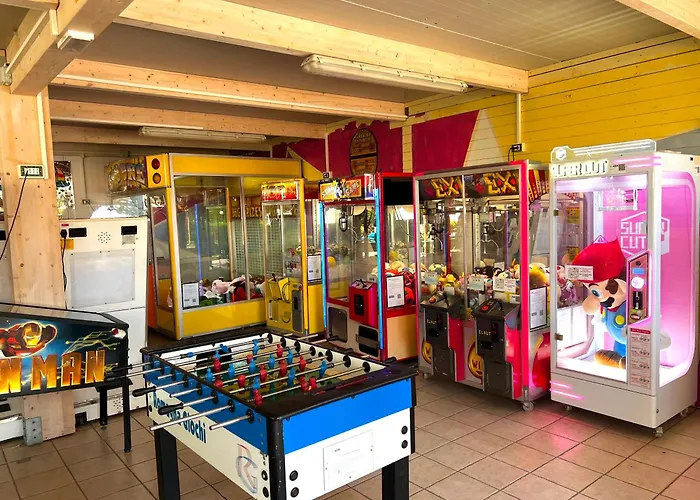 Parque de Campismo Dante Mobile Homes In Classe Village